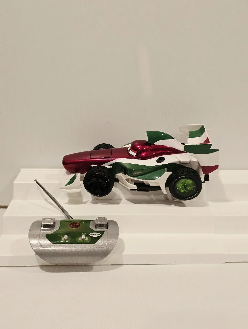 Disney Pixar Cars Ridemakerz Classic Francesco Bernoulli RC